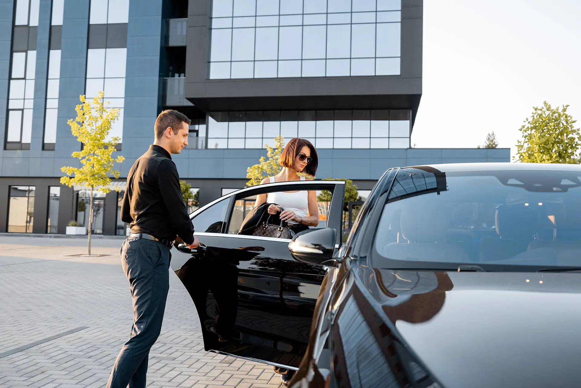 Dubai Luxury Chauffeur Service