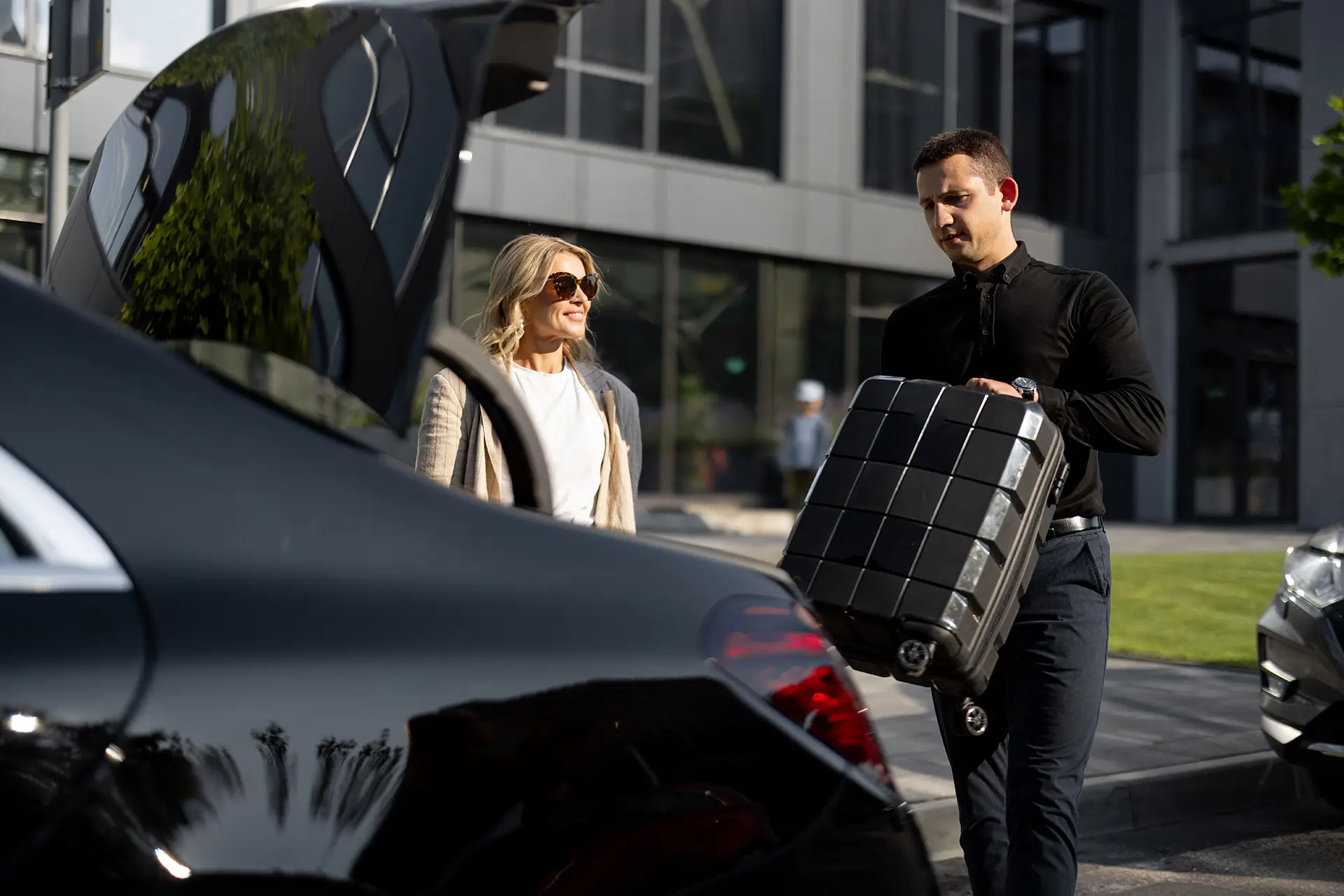 Dubai Chauffeur Services 1